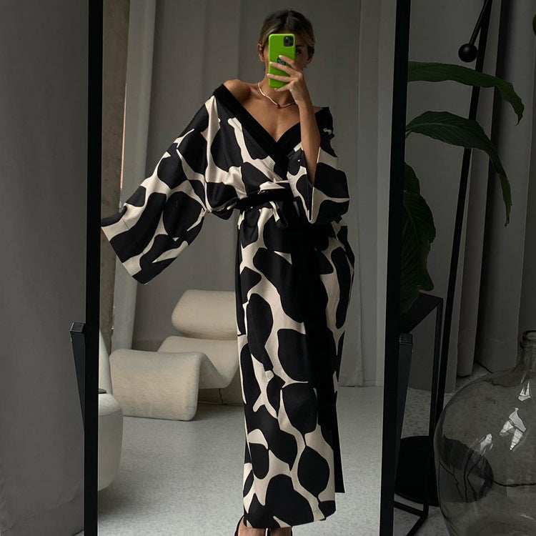 Women Clothing Satin Pajamas Women Spring plus Size 3/4 Sleeve Cool Feeling Nightgown Bathrobe Home Wear for Women