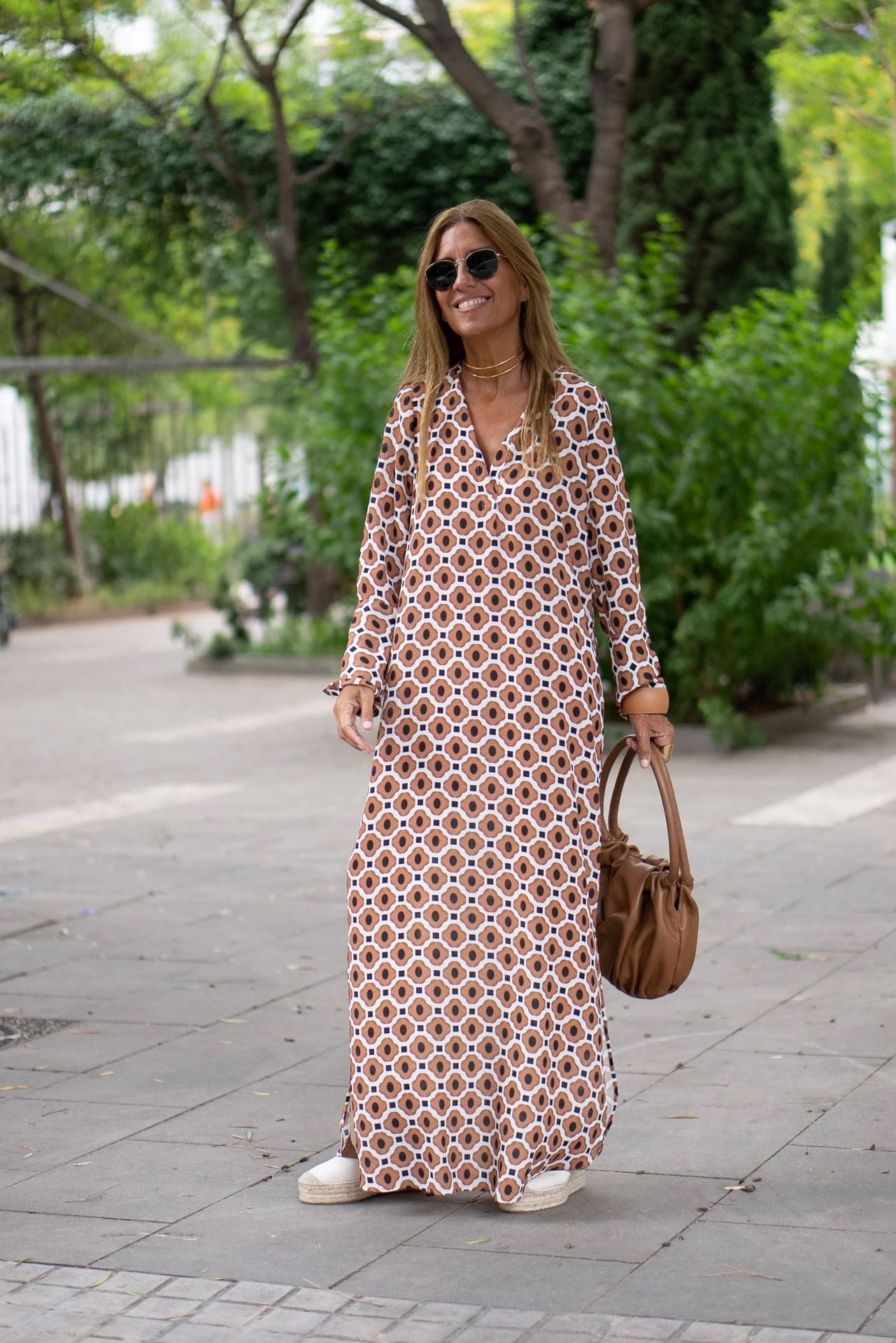 Fashionable V Neck Printed Long Sleeved Dress Apricot