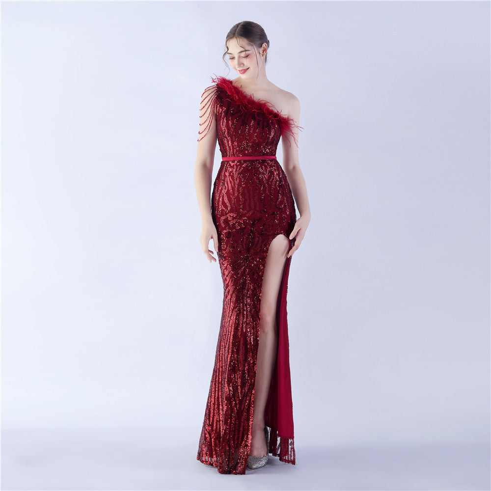 Craft Beaded Ostrich Hair Diagonal Collar One Shoulder High End Evening Dress Burgundy