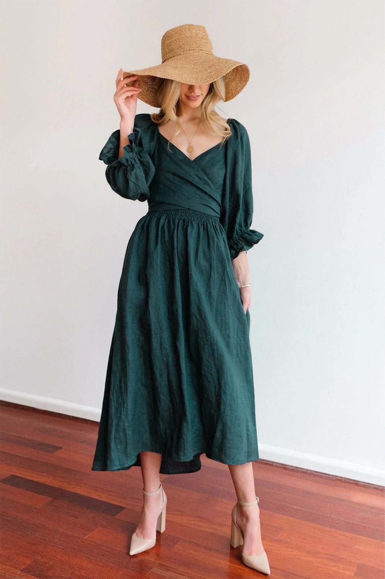 French High Sense Women Autumn Clothing Rope Belt Ruffled Lantern Sleeves Dress Multi Wear Elegant Dress Emerald