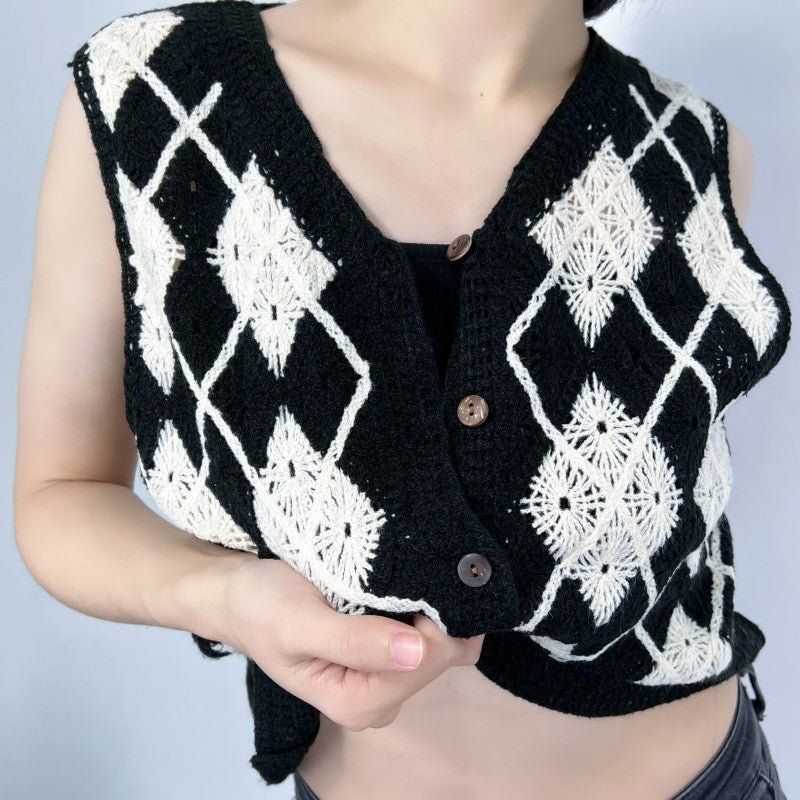 Retro Knitted Plaid Cardigan Vest Spring Black White Lattice Pattern Casual All Matching Tops