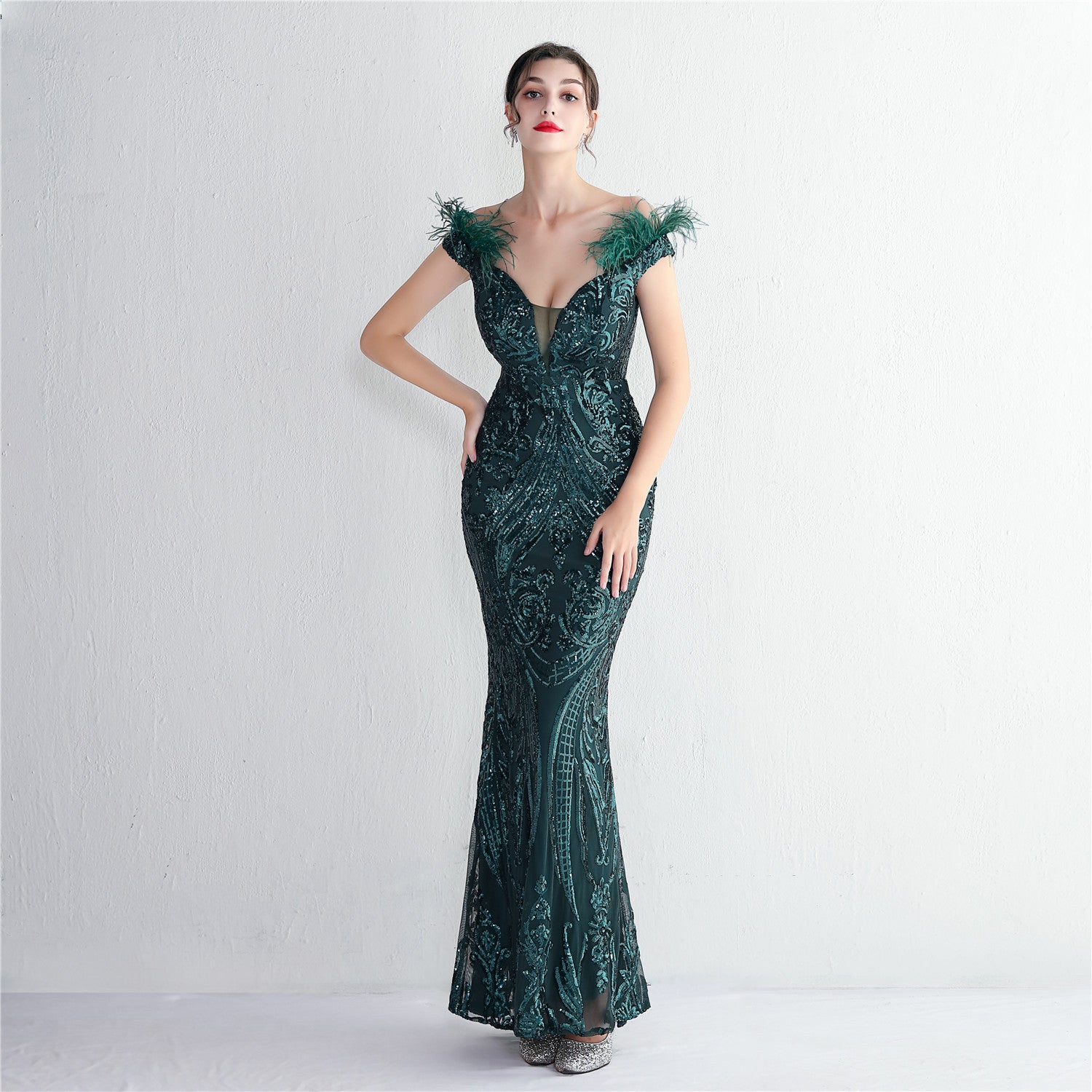 High Density Three Dimensional Strong Sequin Positioning Floral Craft Handmade Wool Cocktail Slim Fit Sexy Evening Dress